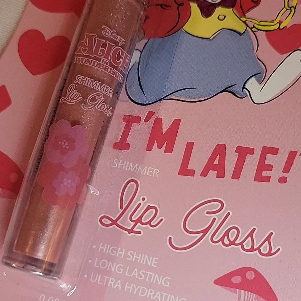 NEW Limited Edition Disney Alice in Wonderland Lip Gloss Bundle